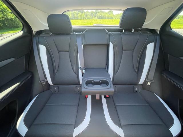 new 2025 Buick Envision car, priced at $43,240