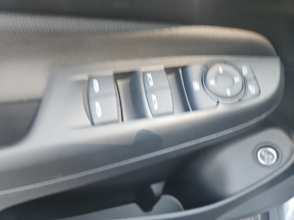 new 2025 Buick Envista car, priced at $31,625