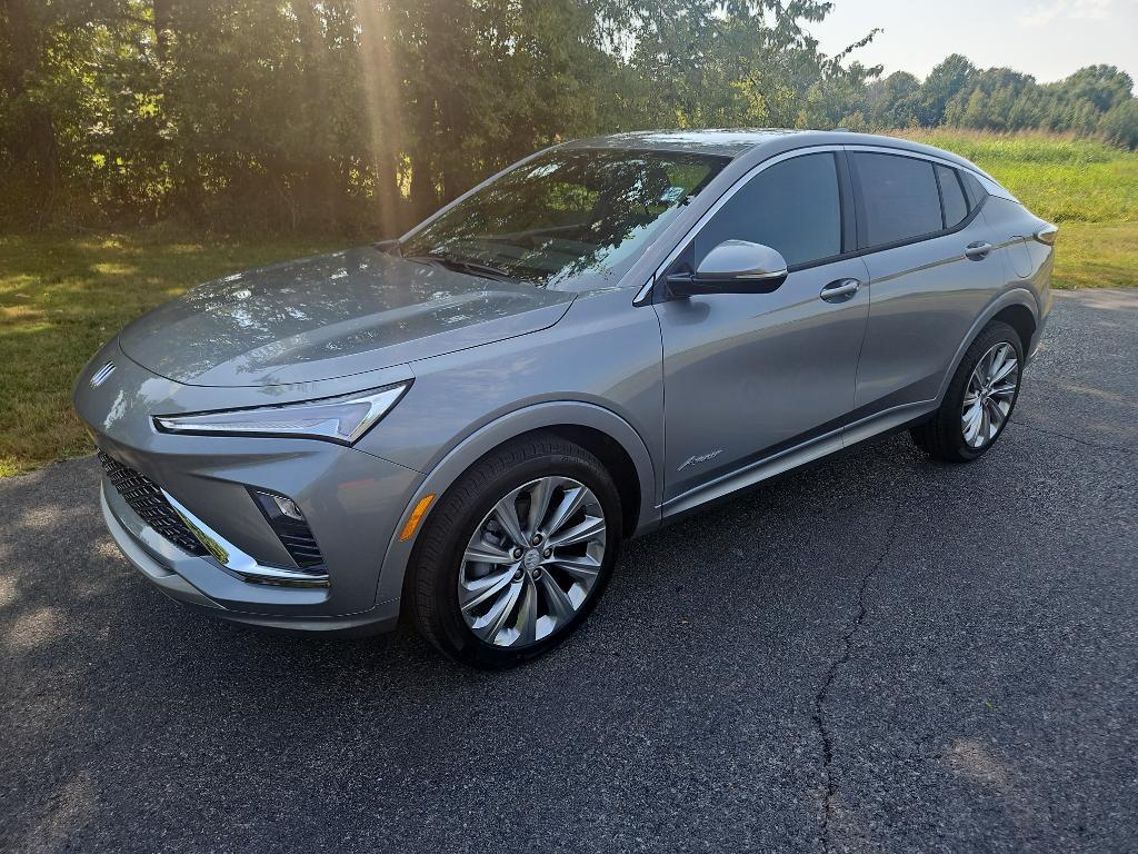 new 2025 Buick Envista car, priced at $31,625