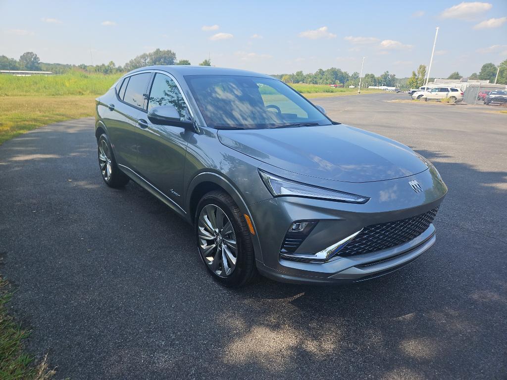 new 2025 Buick Envista car, priced at $31,625