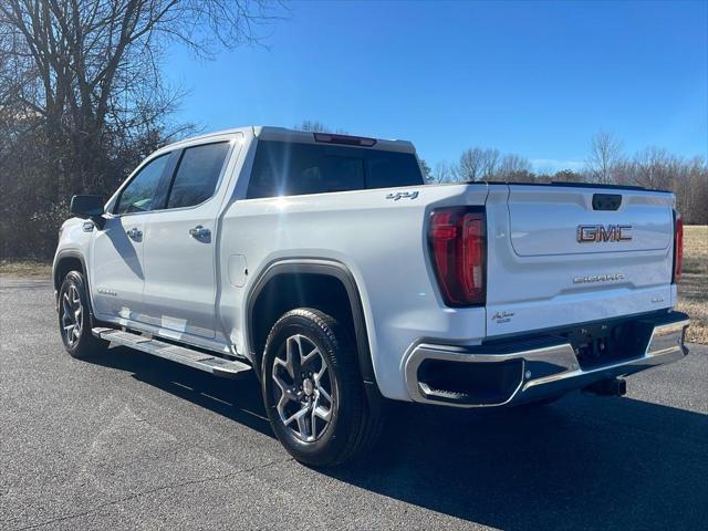 new 2025 GMC Sierra 1500 car, priced at $56,575