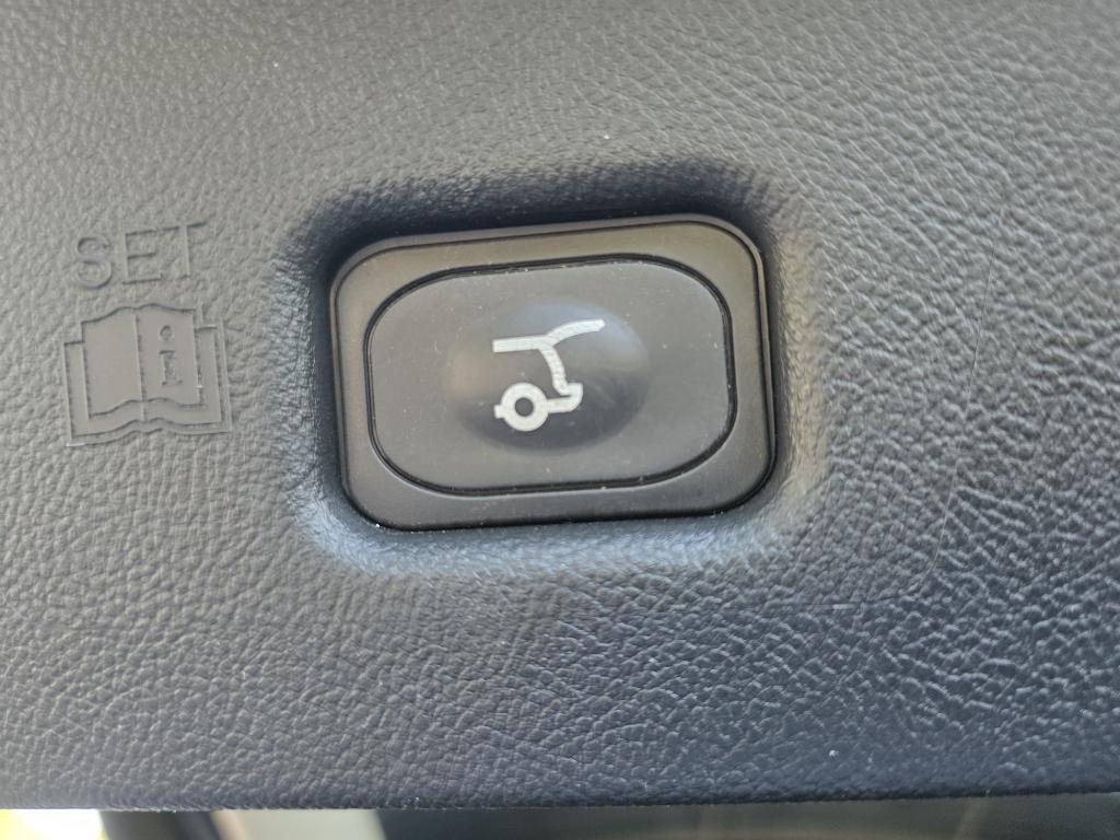 used 2022 Lincoln Nautilus car, priced at $29,995