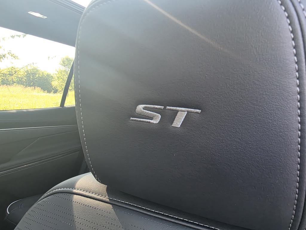 new 2026 Buick Enclave car, priced at $56,435