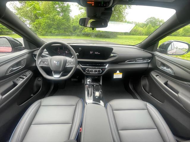 new 2025 Buick Envista car, priced at $28,580