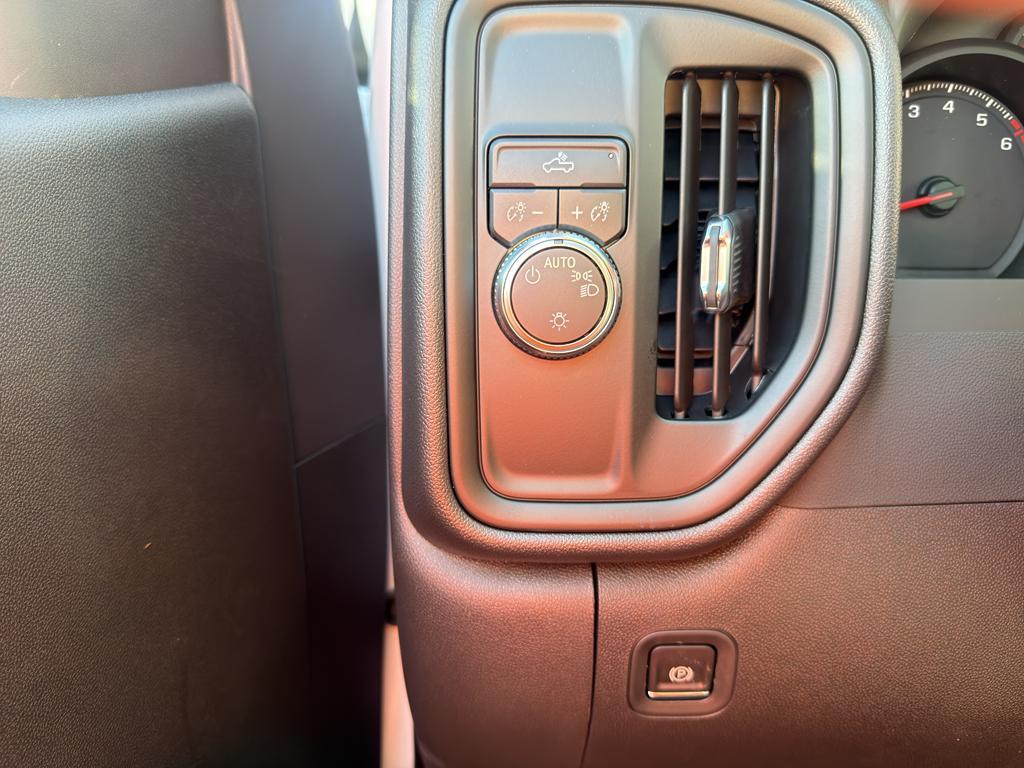 new 2026 GMC Sierra 1500 car, priced at $44,555