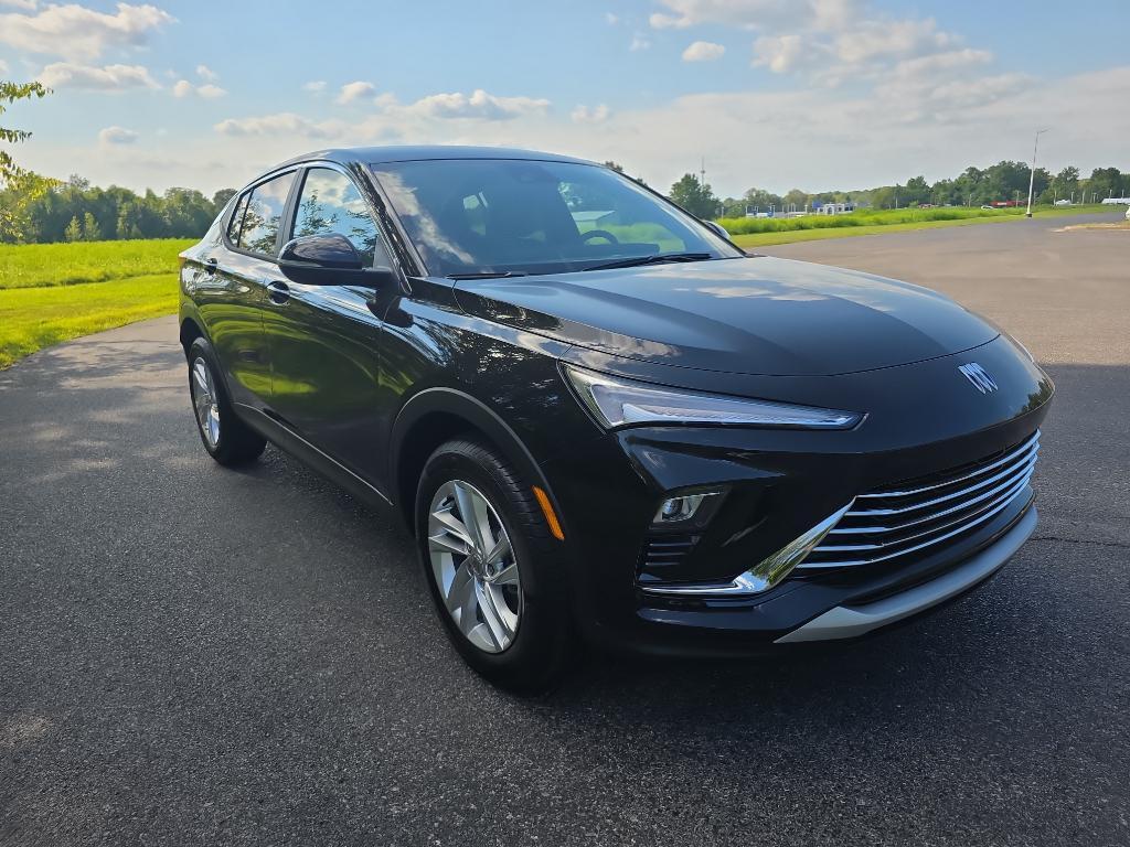 new 2025 Buick Envista car, priced at $26,725