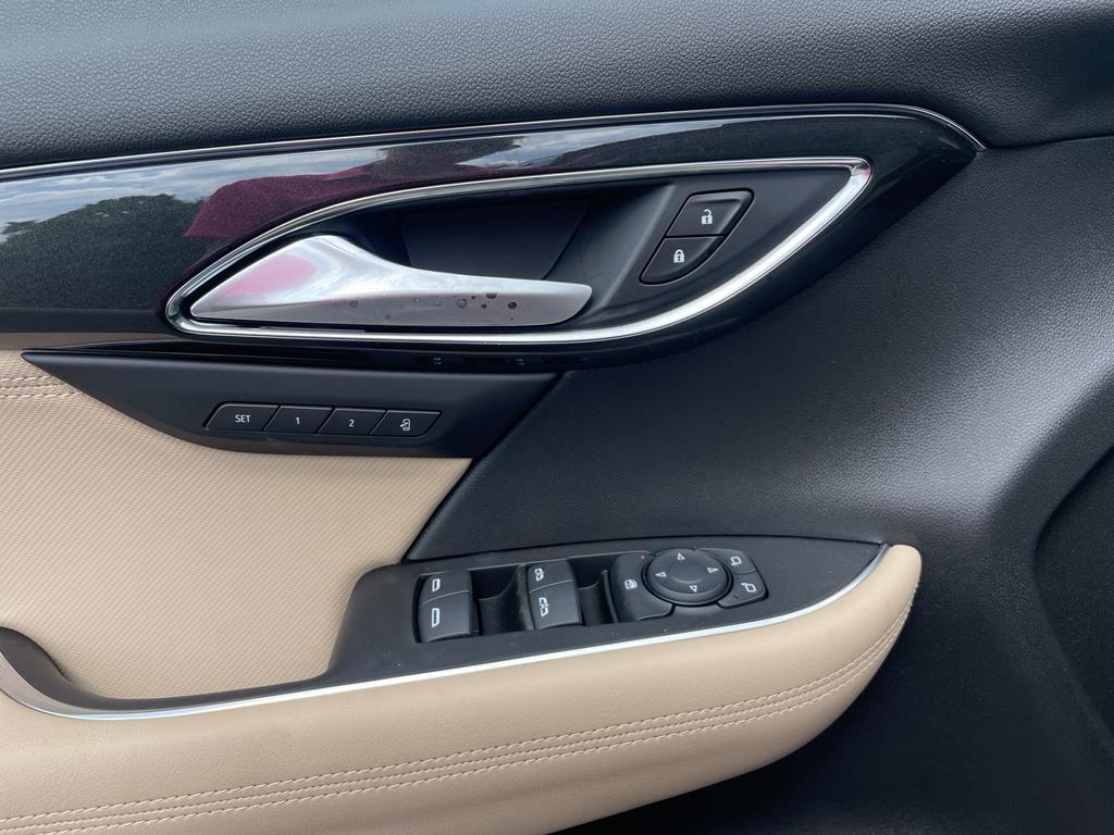 new 2025 Buick Envision car, priced at $41,235