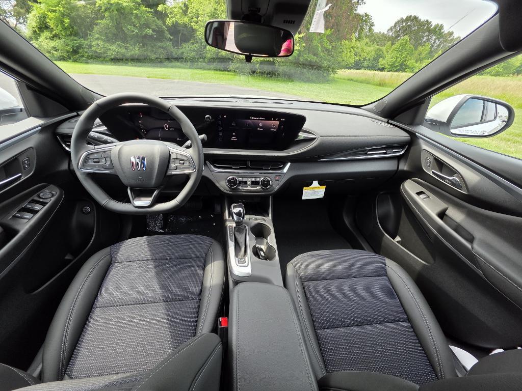 new 2025 Buick Envista car, priced at $26,785