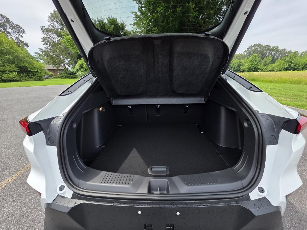 new 2025 Buick Envista car, priced at $26,785