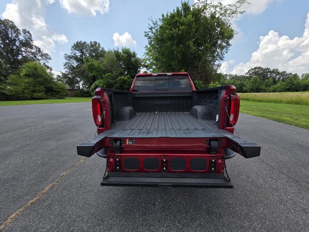 used 2022 GMC Sierra 1500 car, priced at $45,995