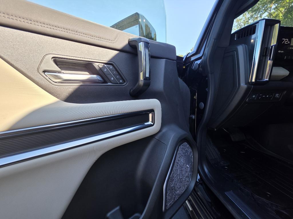 new 2026 GMC HUMMER EV SUV car, priced at $99,630