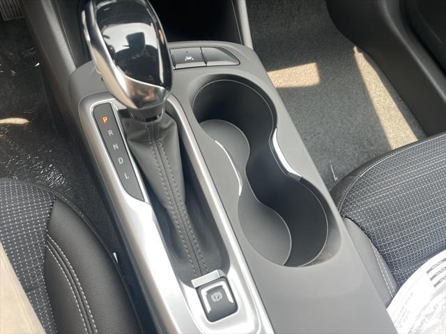 new 2025 Buick Envista car, priced at $25,690