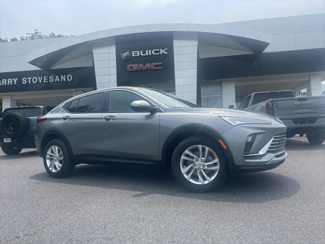 new 2025 Buick Envista car, priced at $25,690