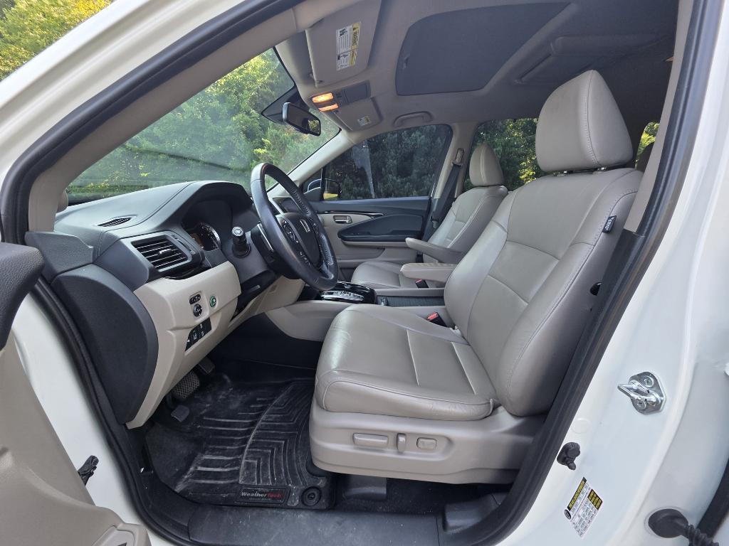 used 2017 Honda Pilot car, priced at $21,995