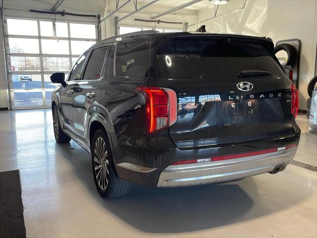 used 2023 Hyundai Palisade car, priced at $42,995