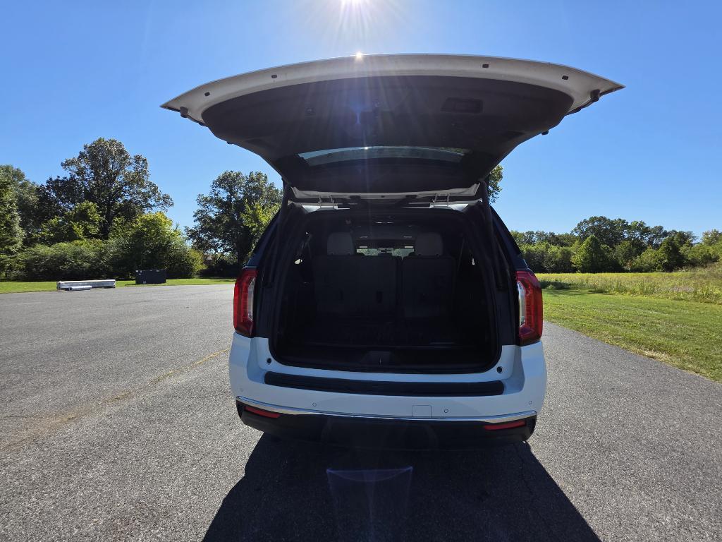 used 2023 GMC Yukon XL car, priced at $52,995