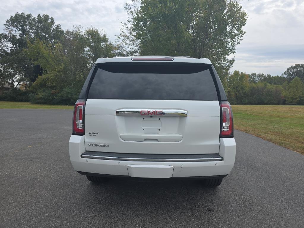 used 2017 GMC Yukon car, priced at $22,995