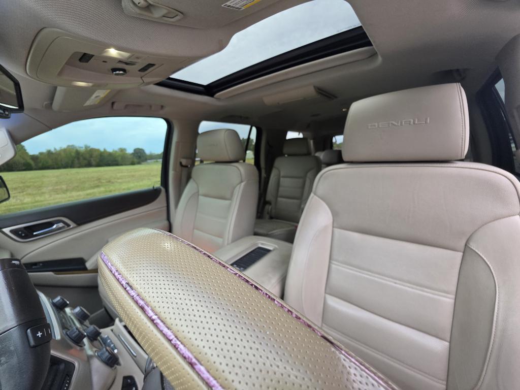 used 2017 GMC Yukon car, priced at $22,995