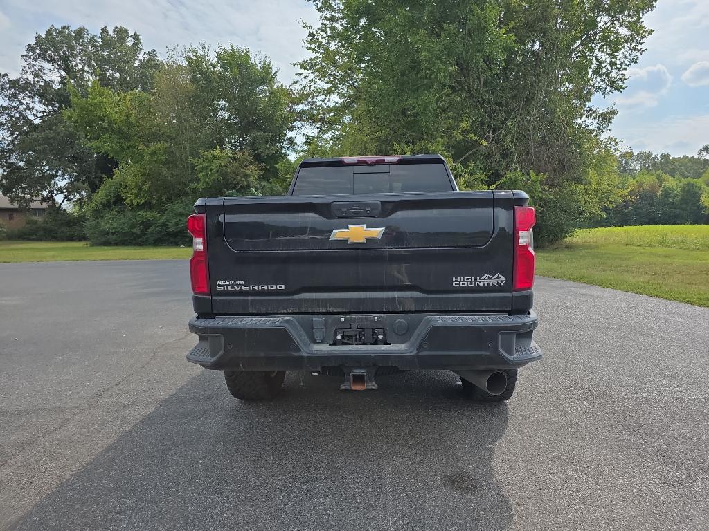 used 2022 Chevrolet Silverado 2500 car, priced at $57,495