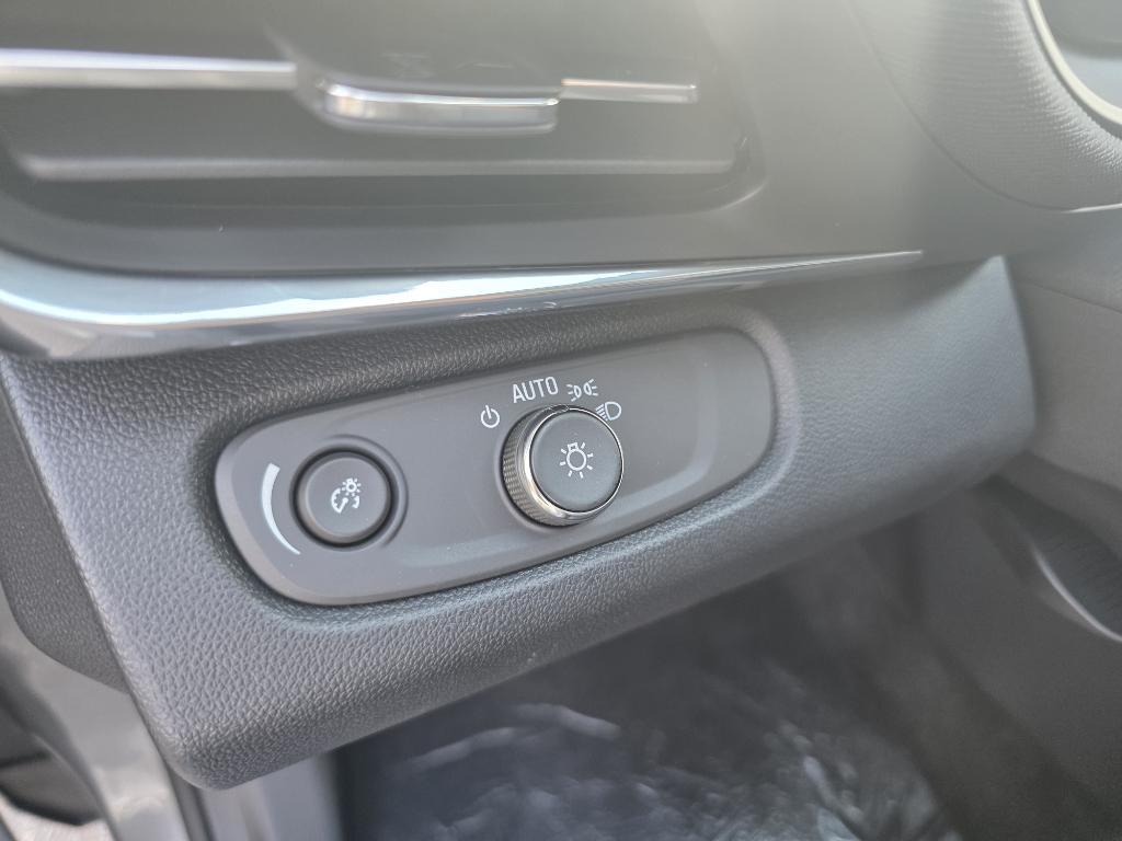 new 2026 Buick Envista car, priced at $28,120