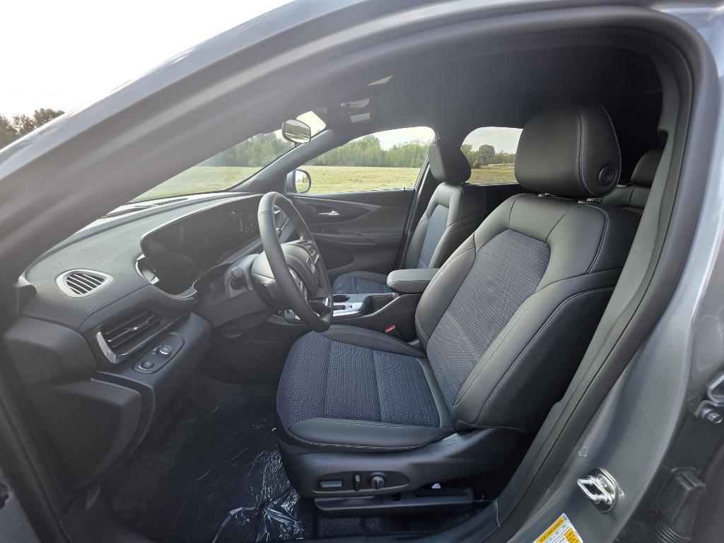 new 2026 Buick Envista car, priced at $28,120