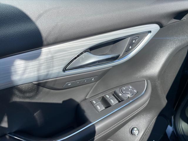 new 2025 Buick Envision car, priced at $47,595