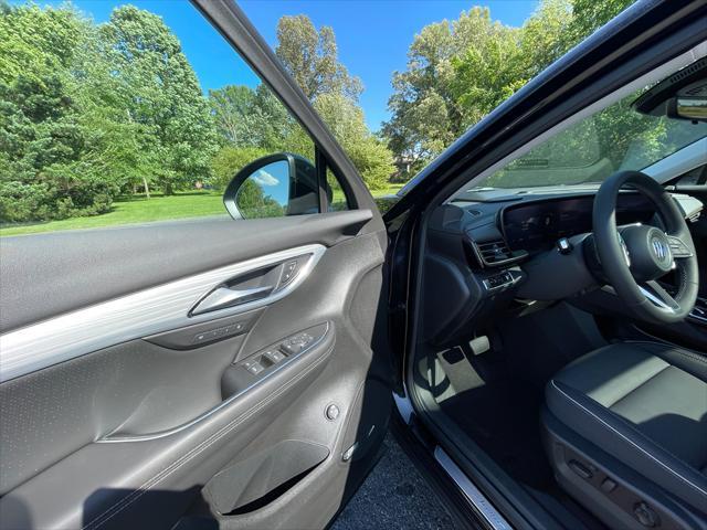 new 2025 Buick Envision car, priced at $47,595