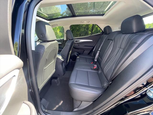 new 2025 Buick Envision car, priced at $47,595