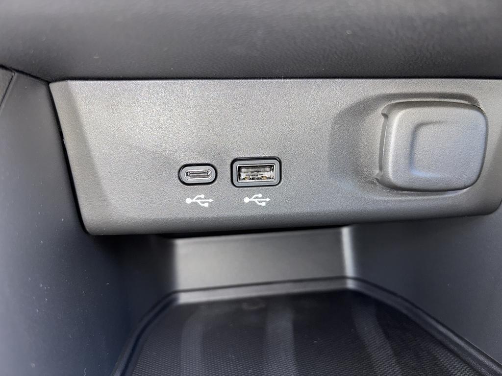 new 2026 Buick Envista car, priced at $27,525