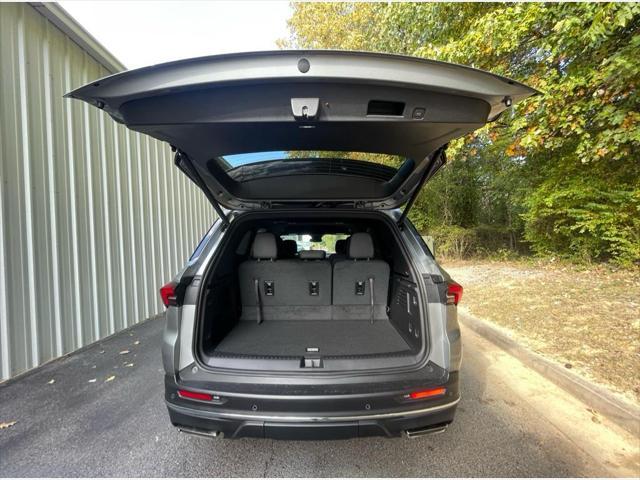 new 2025 Buick Enclave car, priced at $46,890