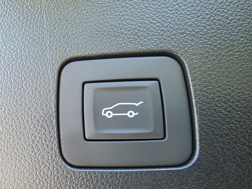 new 2026 Buick Encore GX car, priced at $30,125
