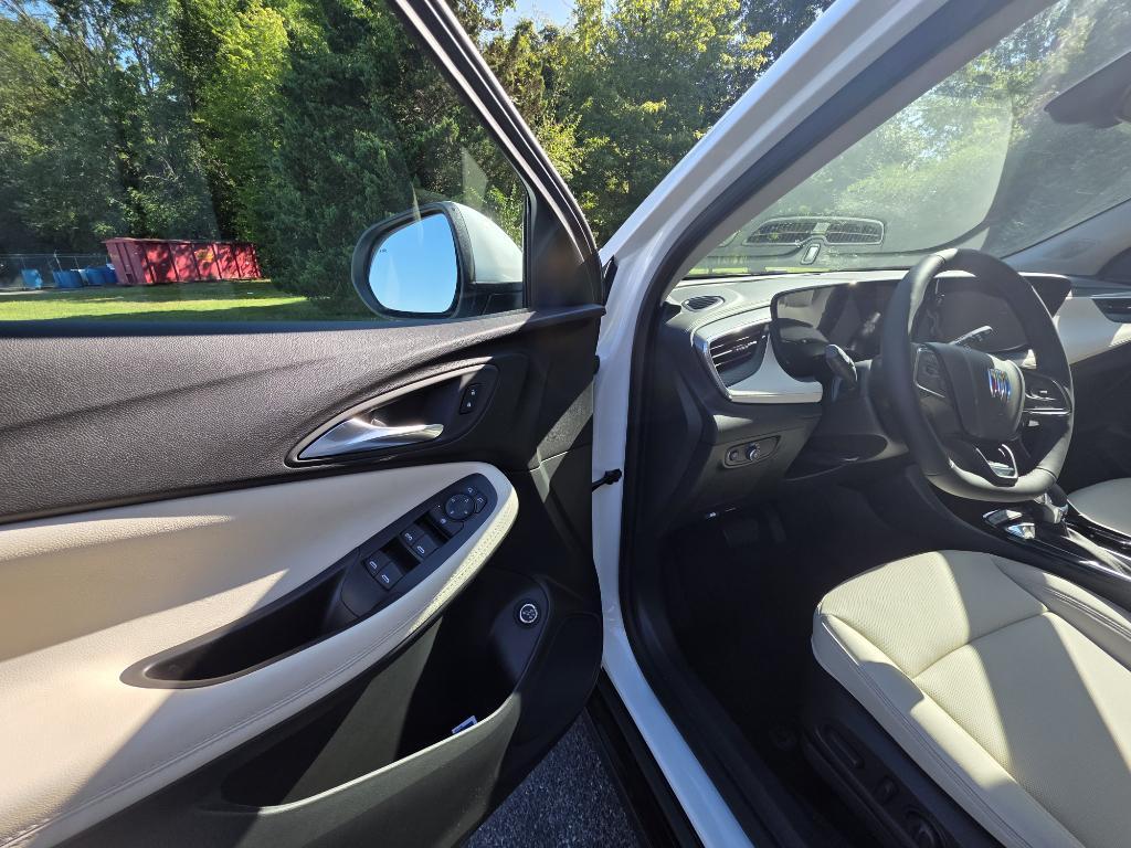 new 2026 Buick Encore GX car, priced at $30,125