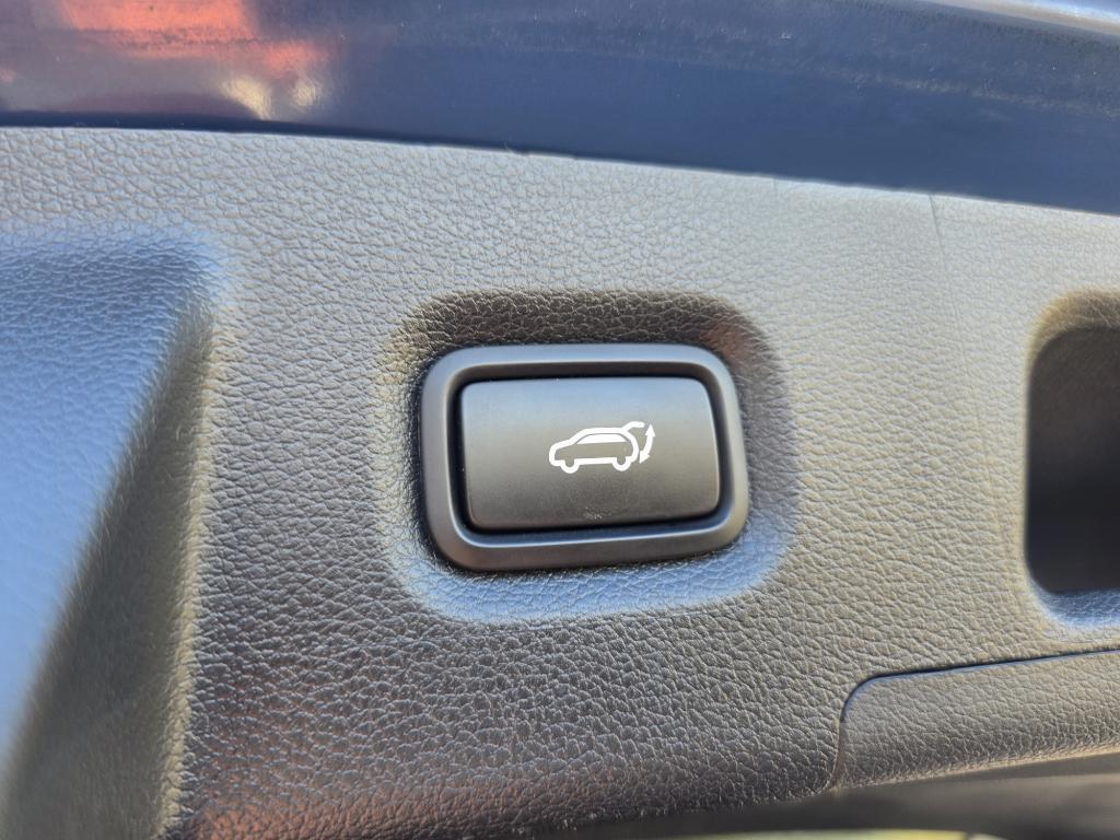 used 2023 Hyundai Santa Fe car, priced at $21,995