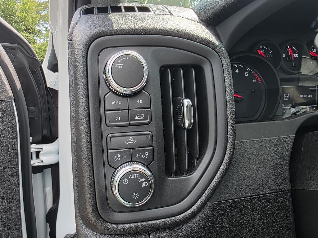 new 2026 GMC Sierra 1500 car, priced at $49,595