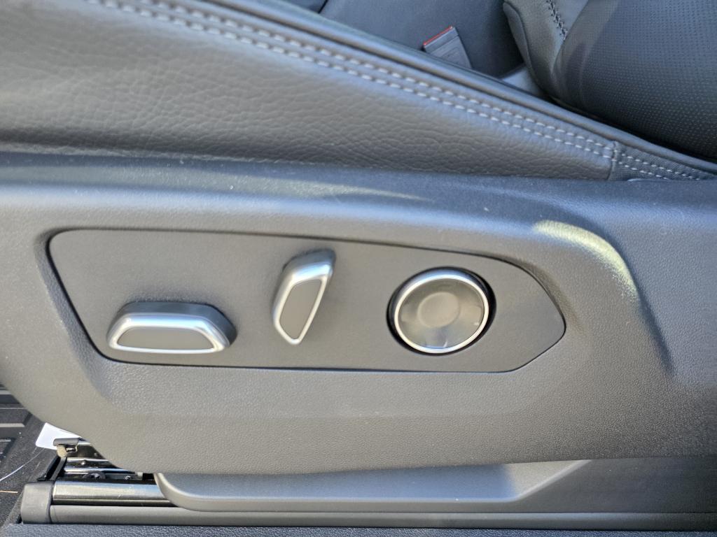 new 2026 GMC Sierra 2500 car, priced at $80,720