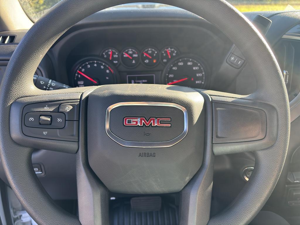 new 2026 GMC Sierra 1500 car, priced at $44,555