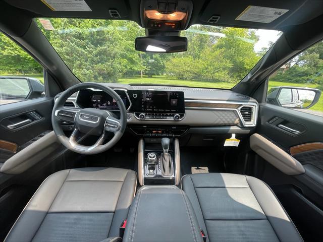 used 2024 GMC Canyon car