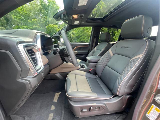 used 2024 GMC Canyon car