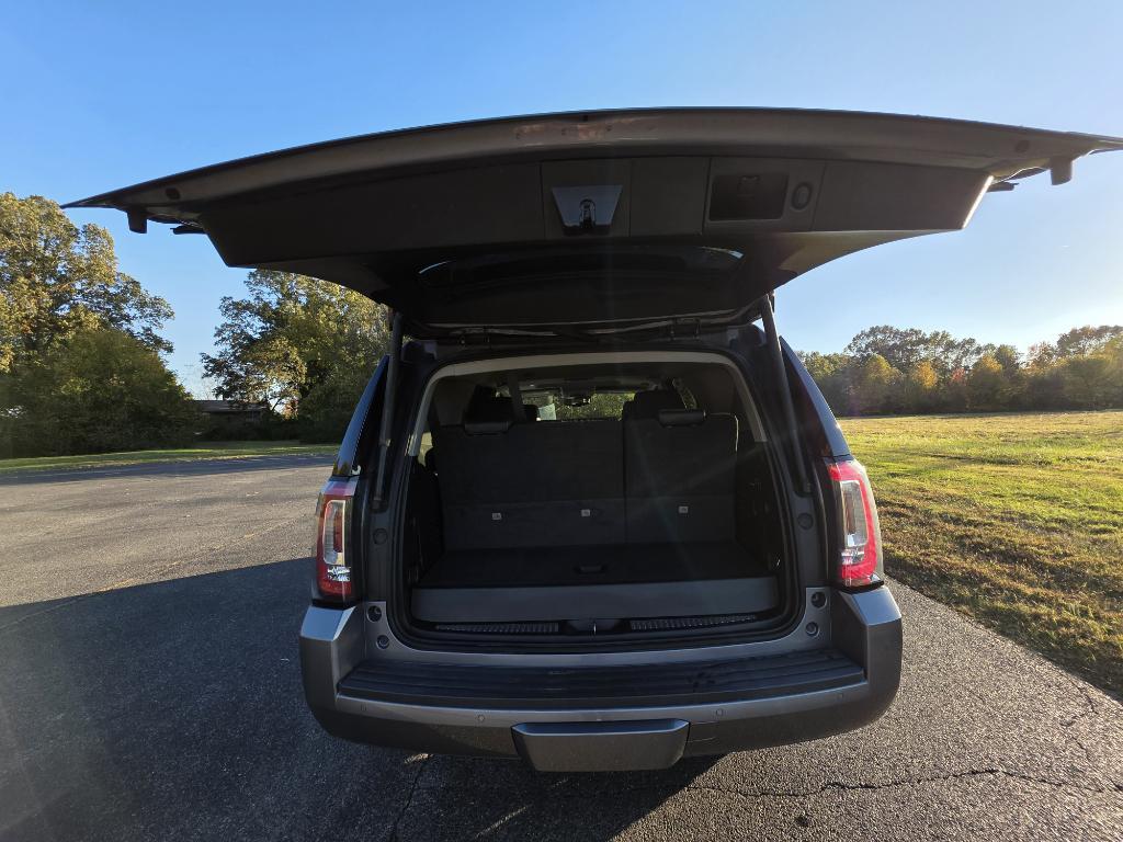 used 2018 GMC Yukon car, priced at $27,995
