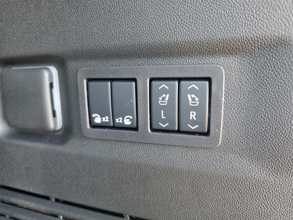 new 2026 GMC Yukon XL car, priced at $88,325