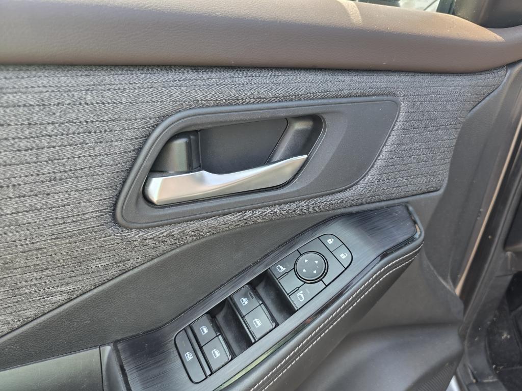used 2022 Nissan Rogue car