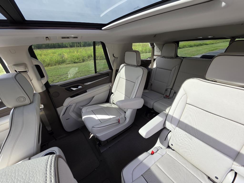 used 2022 GMC Yukon car, priced at $61,995
