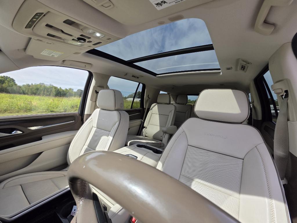 used 2022 GMC Yukon car, priced at $61,995