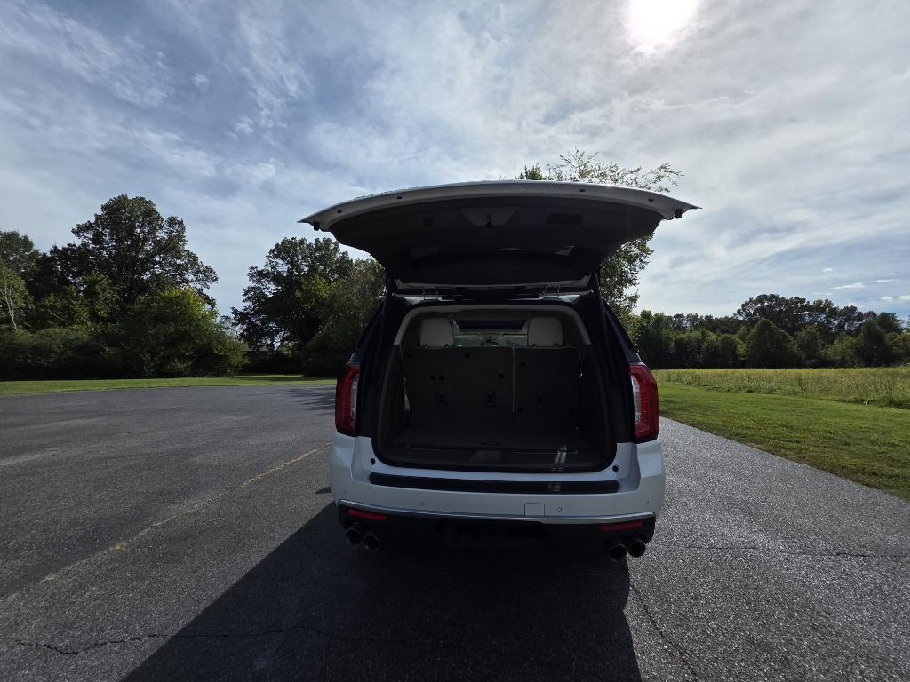 used 2022 GMC Yukon car, priced at $61,995