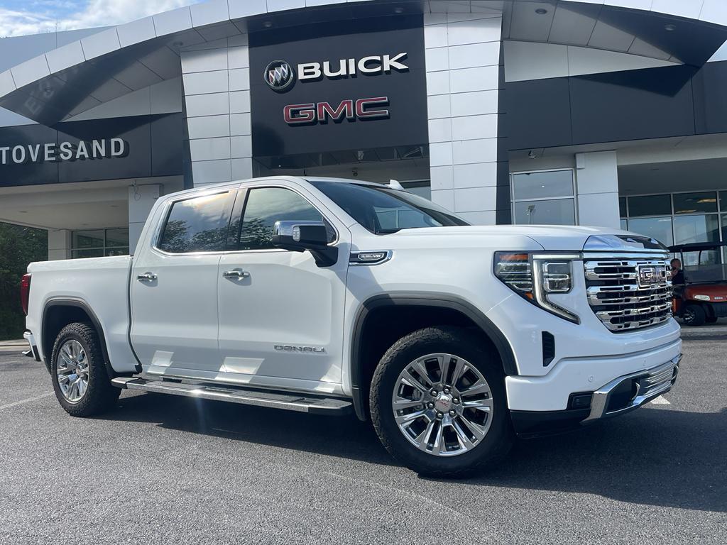 used 2022 GMC Sierra 1500 car, priced at $47,995