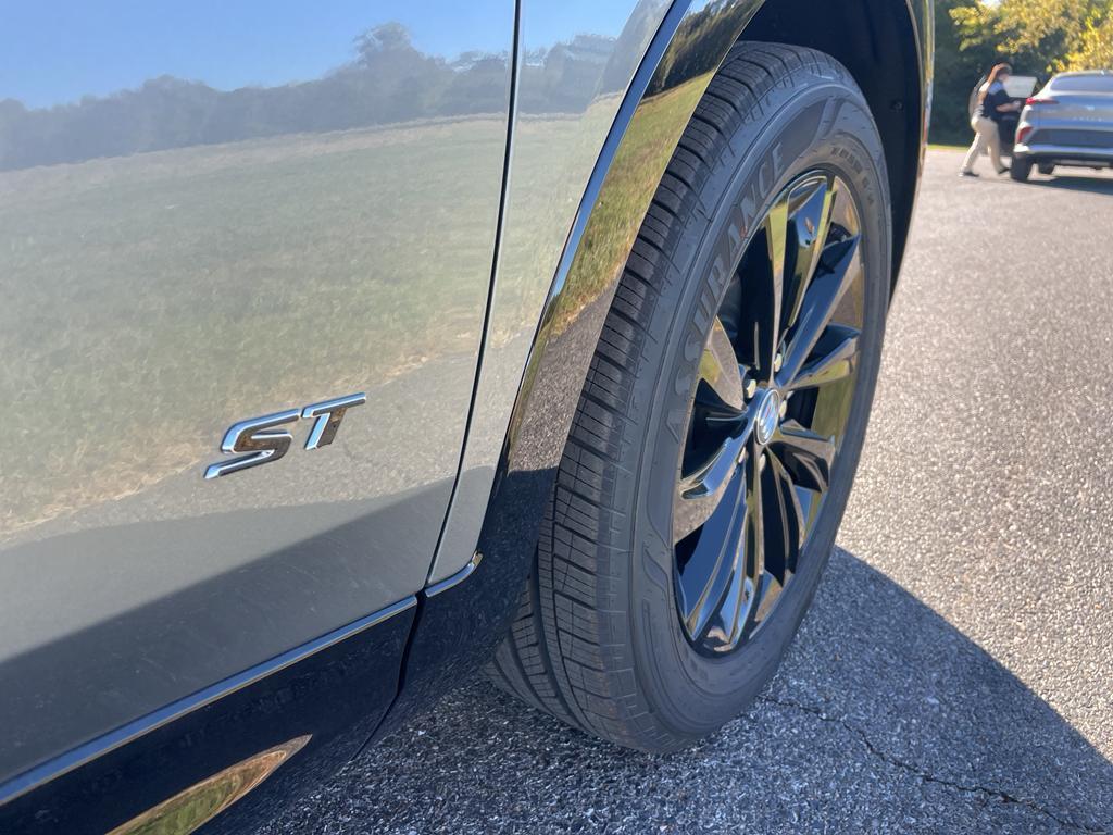 new 2026 Buick Envista car, priced at $30,115