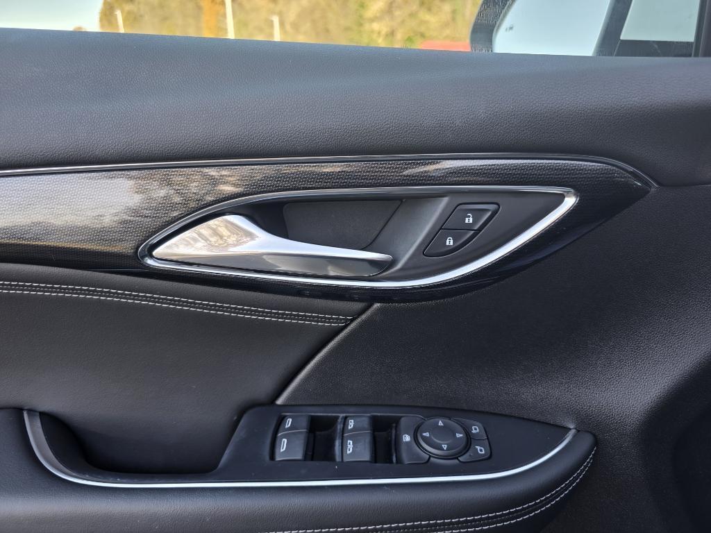 used 2023 Buick Envision car, priced at $28,995