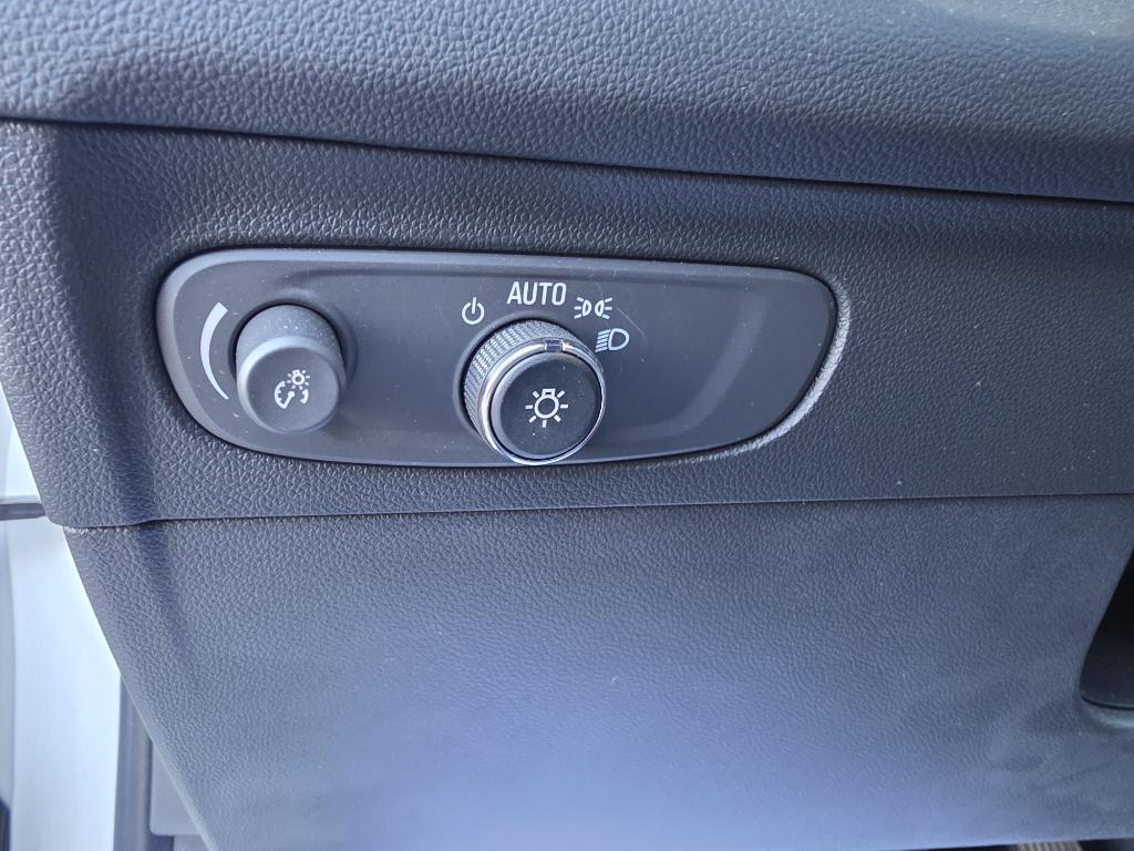 used 2023 Buick Envision car, priced at $28,995