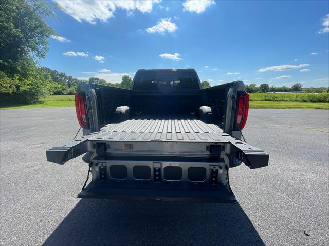 new 2025 GMC Sierra 1500 car, priced at $72,055