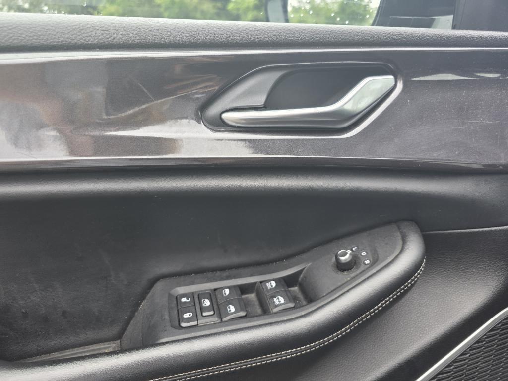 used 2022 Jeep Grand Cherokee car, priced at $28,995